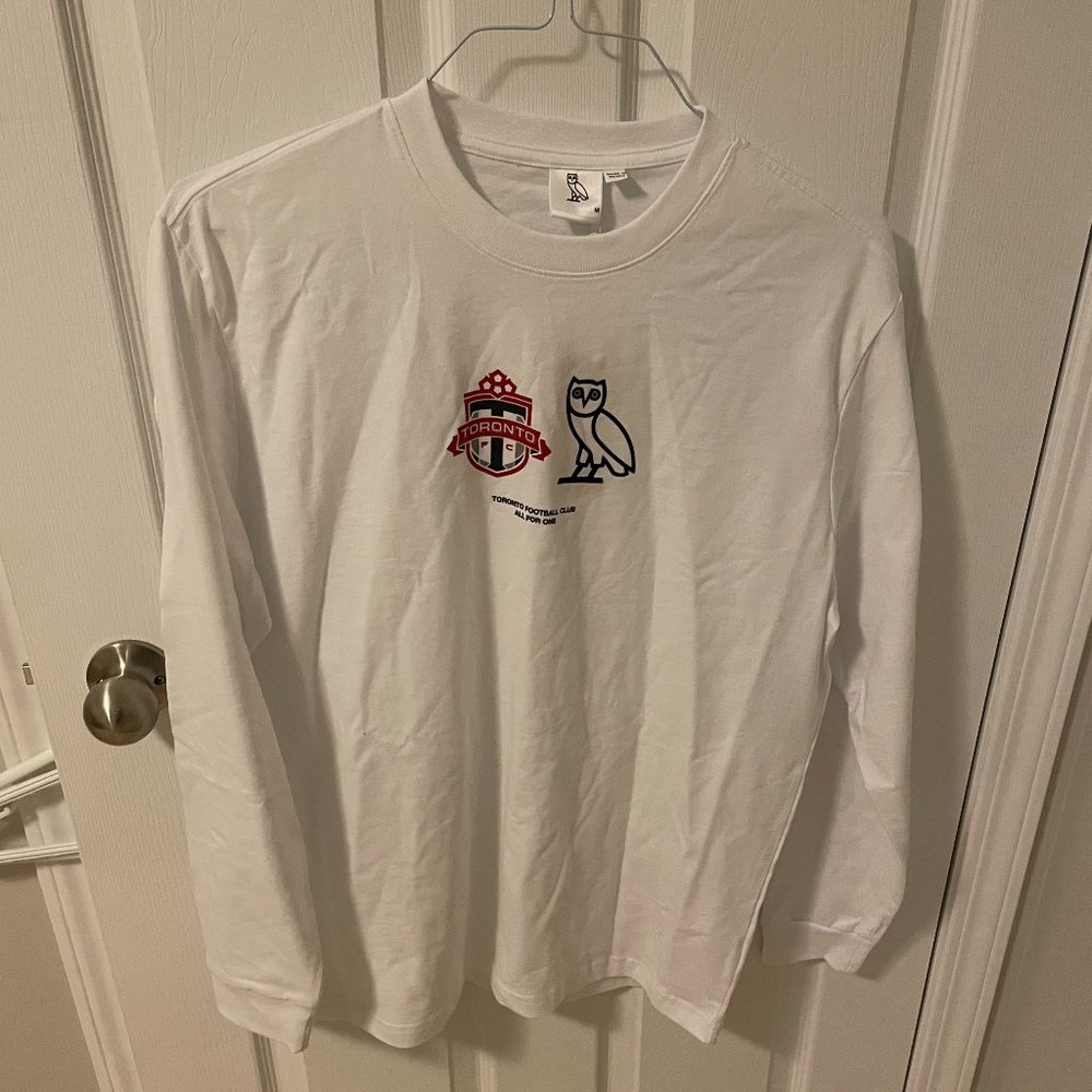 Unisex Fit Toronto Football Club and October's Very Own Long Sleeve T BNWT